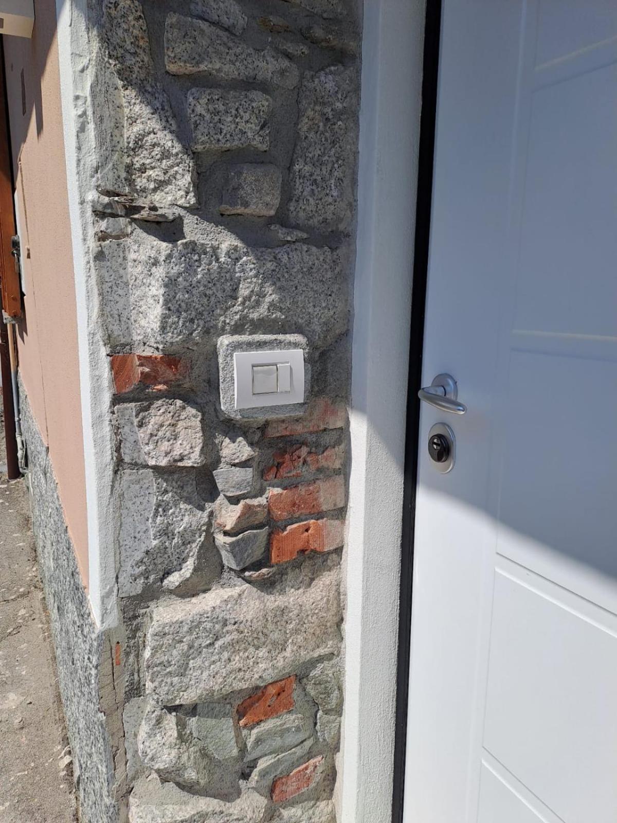Stone House Βίλα San Maurizio D'opaglio Εξωτερικό φωτογραφία
